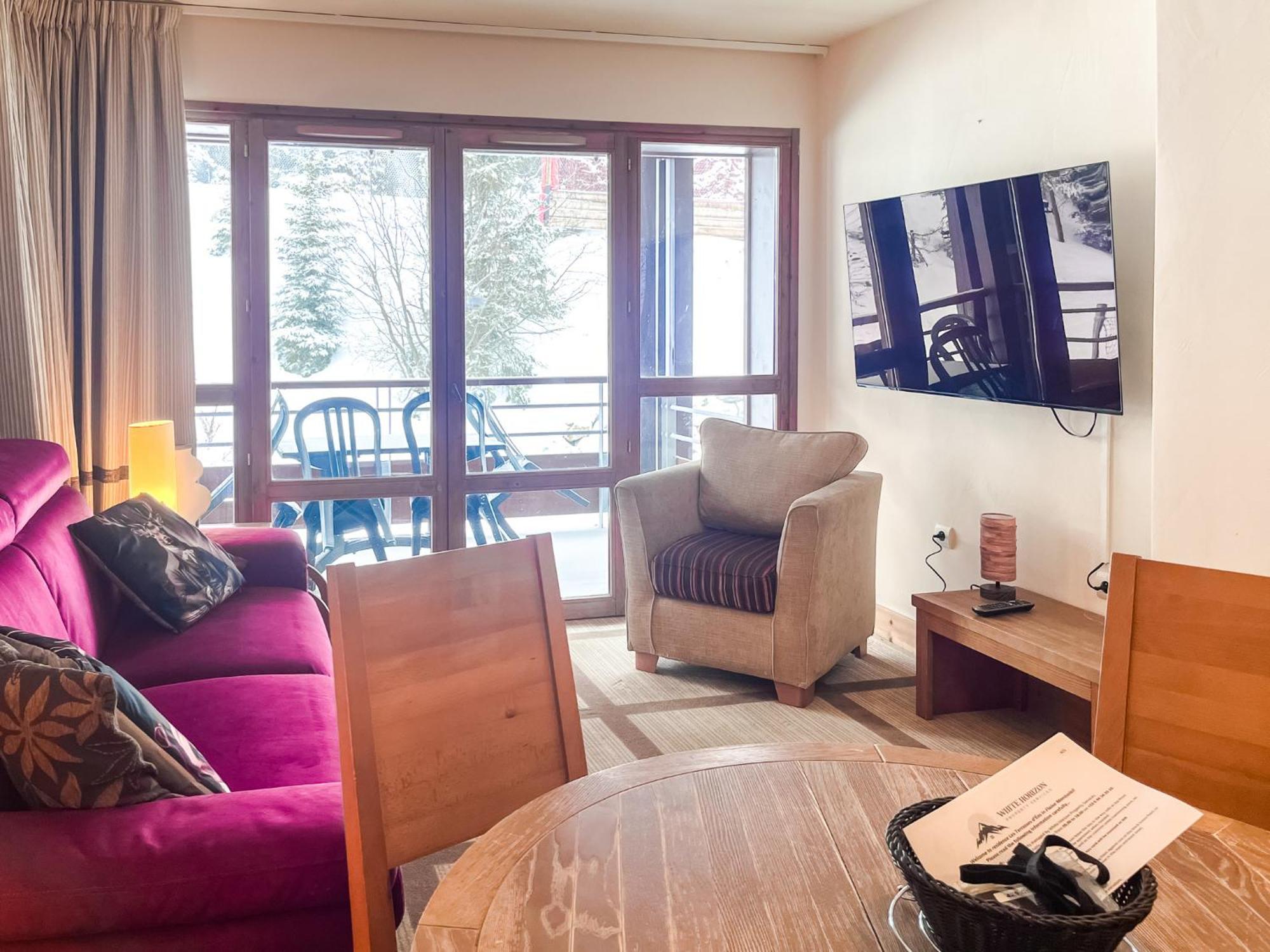 Large One-Bedroom Apartment, Wheelchair Adapted, Les Terrasses D'Eos Флен Экстерьер фото