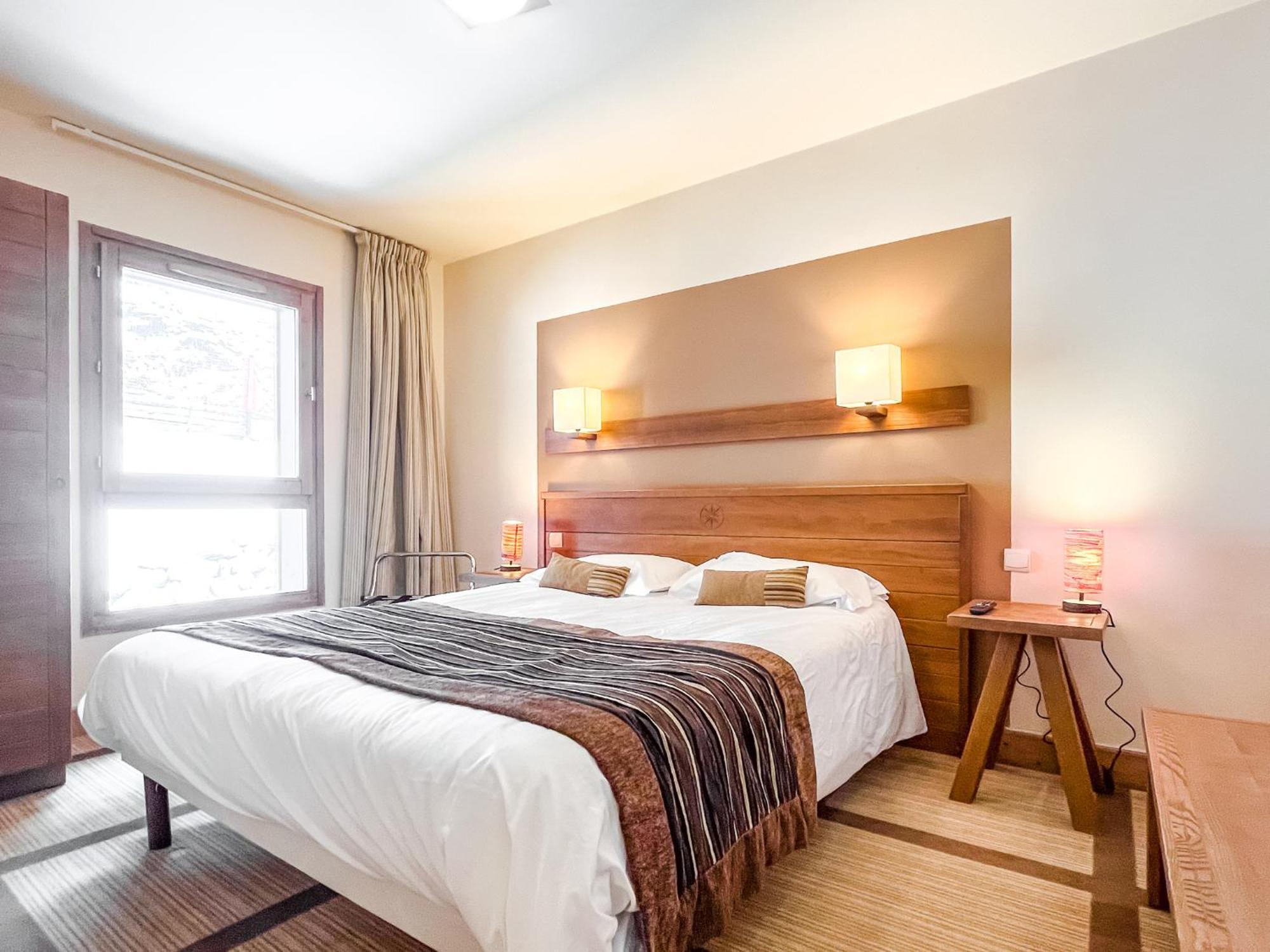Large One-Bedroom Apartment, Wheelchair Adapted, Les Terrasses D'Eos Флен Экстерьер фото