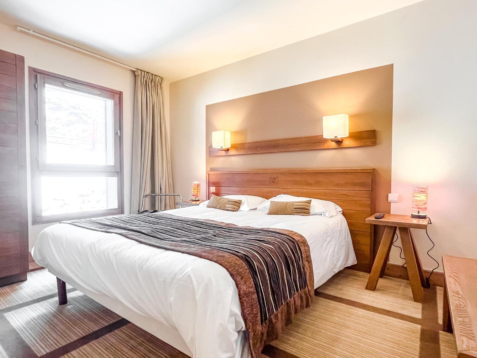 Large One-Bedroom Apartment, Wheelchair Adapted, Les Terrasses D'Eos Флен Экстерьер фото